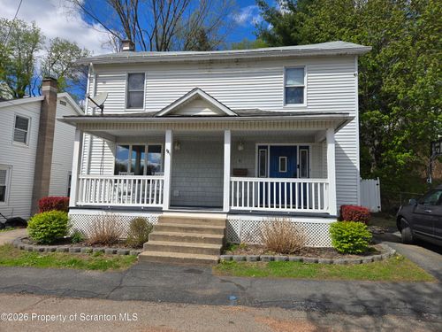 47 Williams Ave, Carbondale, PA, 18407-2138 | Card Image