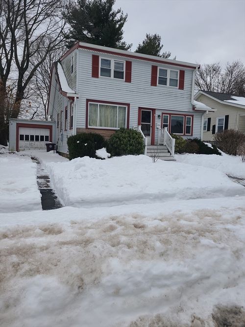 211 Roosevelt Rd, Weymouth, MA, 02188 | Card Image