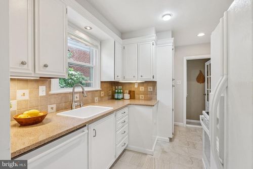 207 Whitmoor Ter, SILVER SPRING, MD, 20901-1522 | Card Image