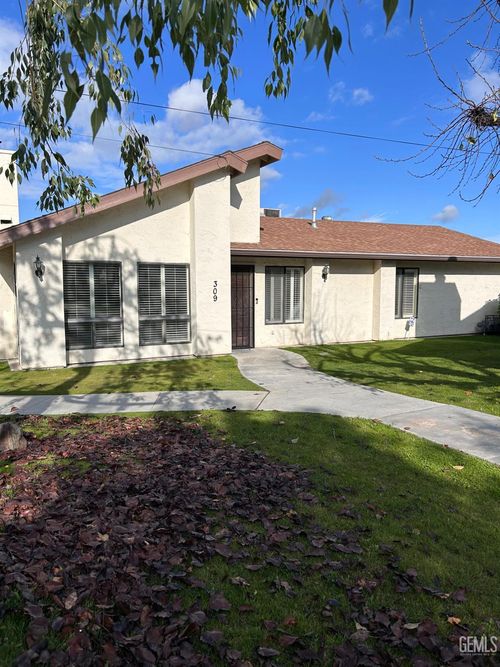 309 S 10th St, Taft, CA, 93268-3344 | Card Image