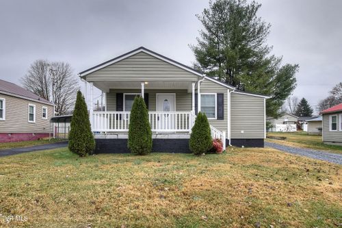 1004 Dejarnette St, Elizabethton, TN, 37643-4720 | Card Image