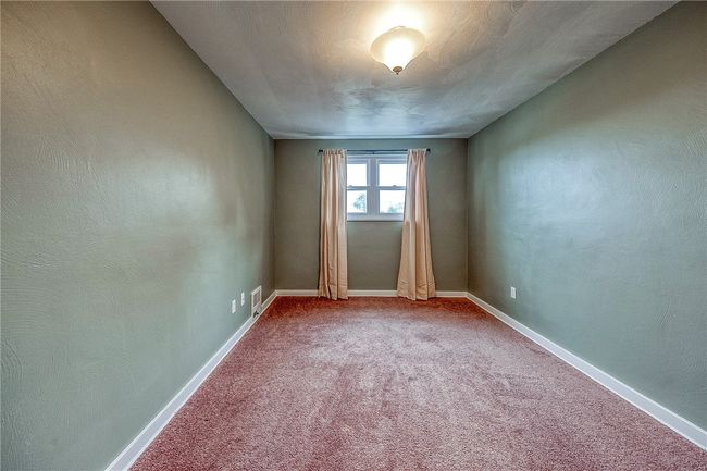 1566 Greentree Rd, House other with 2 bedrooms, 1 bathrooms and 1 parking in Scott Twp - SAL PA | Image 18
