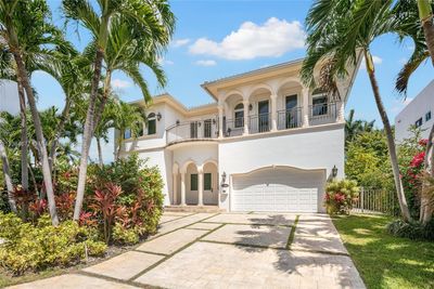 7701 Miami View Dr, House other with 5 bedrooms, 3 bathrooms and null parking in North Bay Village FL | Image 1