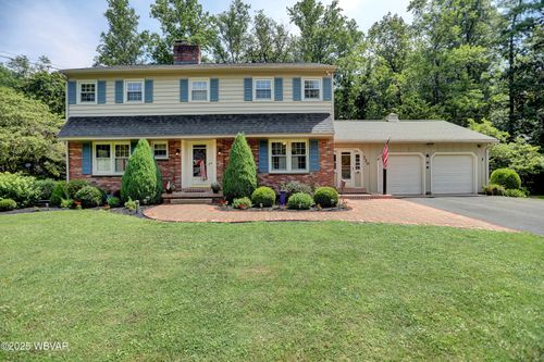 720 Park Ave, LOCK HAVEN, PA, 17745-7808 | Card Image