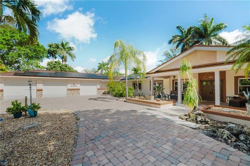 2475 Bridge Rd, North Fort Myers, FL, 33917-2503 | Card Image