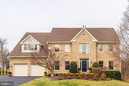 9327 Sprinklewood Ln, POTOMAC, MD, 20854-2259 | Card Image