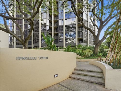 3010-60 N Beretania St, Honolulu, HI, 96817-4762 | Card Image