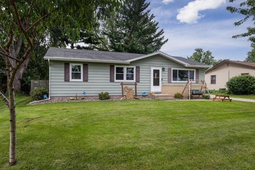 1748 Windsor Ct, Beloit, WI, 53511-2517 | Card Image