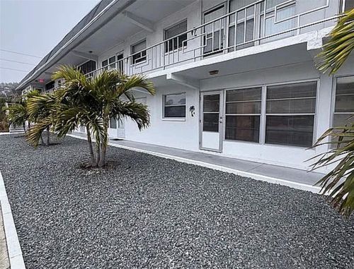 a5-1221 Drew Street, CLEARWATER, FL, 33755 | Card Image