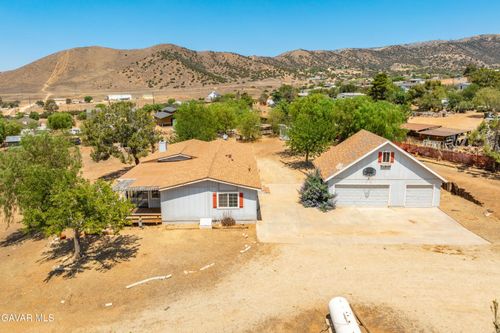 34821 Katherinel Ave, Acton, CA, 93510-1242 | Card Image
