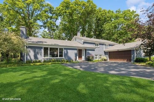 674 Timber Ln, Lake Forest, IL, 60045-3118 | Card Image