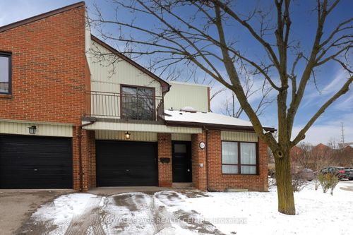 16-1021 Cedarglen Gate, Mississauga, ON, L5C3A7 | Card Image