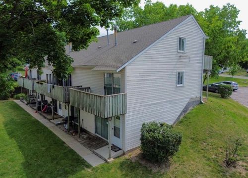 89 Maude Ave, Fox Lake, IL, 60020-1395 | Card Image