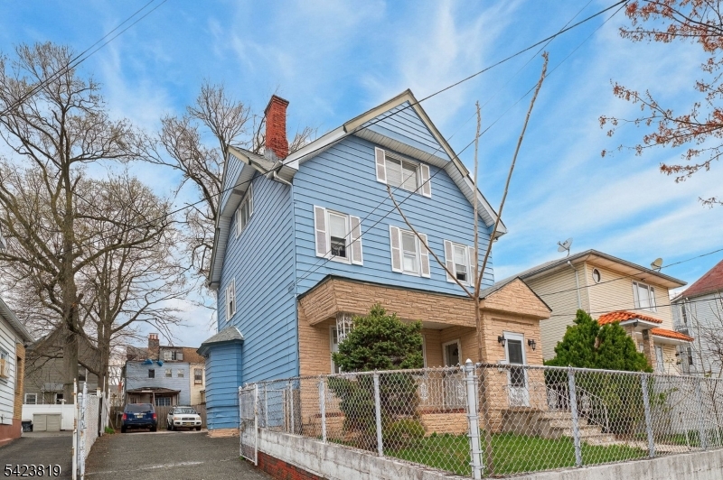 Residential in Newark City 3