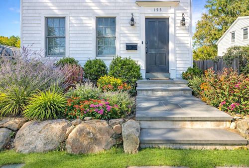 155 Bridge St, Greenport, NY, 11944 | Card Image