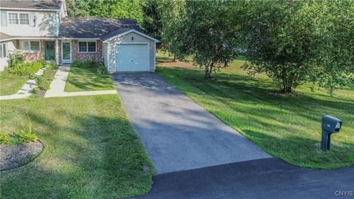 108 Mill Creek Ln, Sackets Harbor, NY, 13685-9744 | Card Image