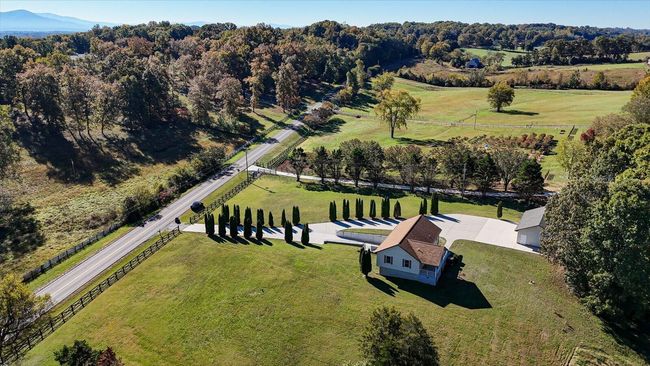 2110 Upper River Rd Ne, House other with 3 bedrooms, 2 bathrooms and 4 parking in Charleston TN | Image 44