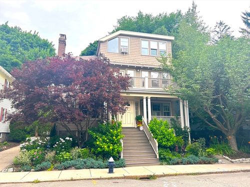 2-82 Stearns Rd, Brookline, MA, 02446-6610 | Card Image
