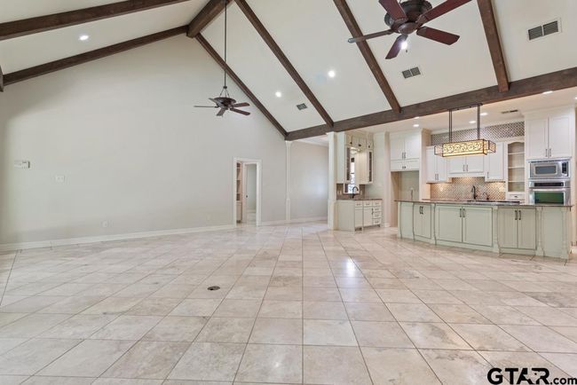 7034 Walden Dr, House other with 3 bedrooms, 2 bathrooms and null parking in Tyler TX | Image 7