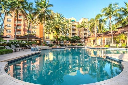 8108-19555 E Country Club Dr, Aventura, FL, 33180-2596 | Card Image