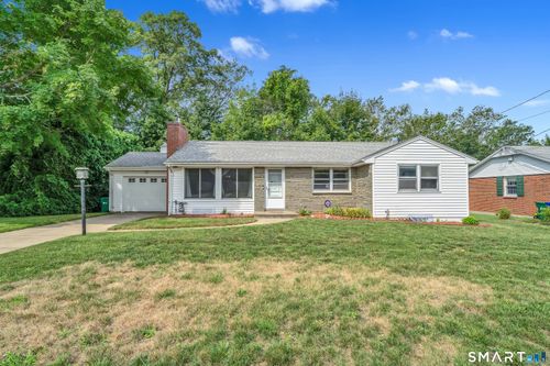 55 Wintergreen Dr, Quaker Hill, CT, 06375-1437 | Card Image