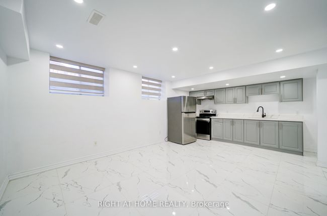 4 Hassard Short Lane, House other with 6 bedrooms, 6 bathrooms and 2 parking in Ajax ON | Image 45