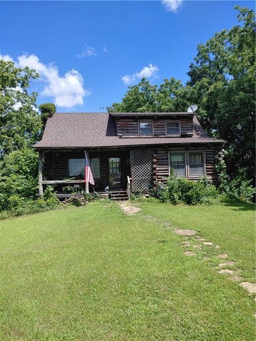 11678 King Estates Dr, Oskaloosa, KS, 66066-5143 | Card Image
