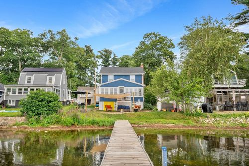 8 Lake Attitash Rd, Amesbury, MA, 01913-5305 | Card Image
