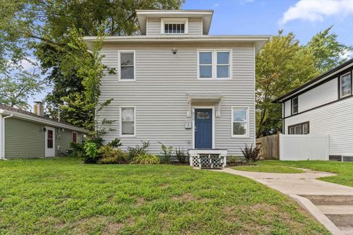 809 Turnock St, South Bend, IN, 46617-1944 | Card Image