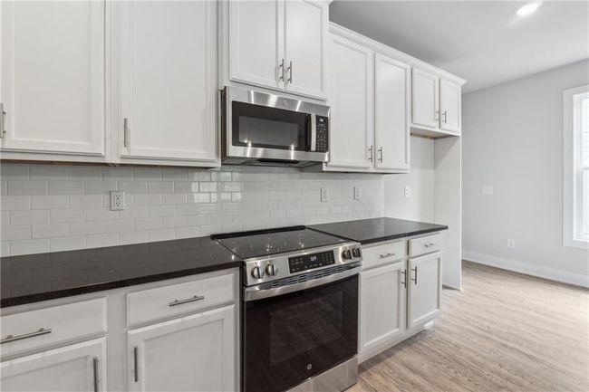 2546 Harbor View Ct, Townhouse with 4 bedrooms, 3 bathrooms and null parking in Gainesville GA | Image 39