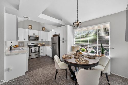 25-1633 E Lakeside Dr, Gilbert, AZ, 85234-8012 | Card Image