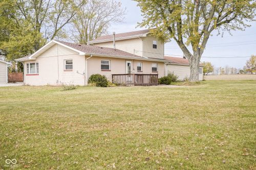216 E Elm St, Jamestown, IN, 46147-9200 | Card Image