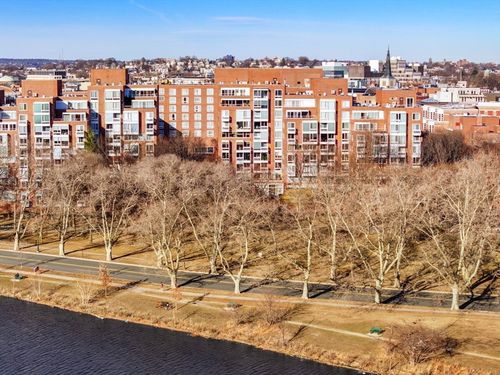 apt-1105-975 Memorial Dr, Cambridge, MA, 02138-5755 | Card Image