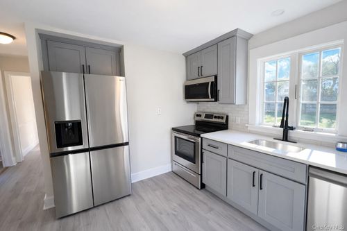 474 Bedford Rd, Bedford Hills, NY, 10507-1616 | Card Image