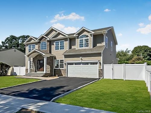 267 N Elm St, Massapequa, NY, 11758-2526 | Card Image