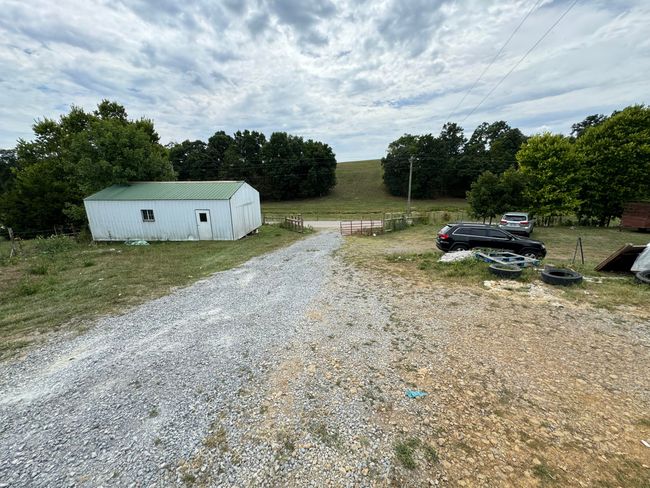 2076 Bald Hill Rd, Home with 5 bedrooms, 1 bathrooms and null parking in Hillsboro KY | Image 6