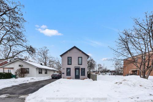 195 Randi Rd, Mississauga, ON, L5A1V6 | Card Image