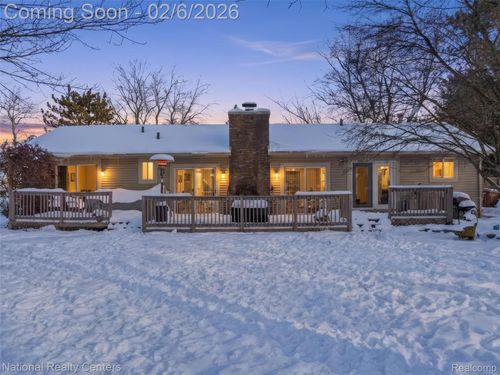 5470 Jamestown Rd, Shelby Township, MI, 48317-5026 | Card Image