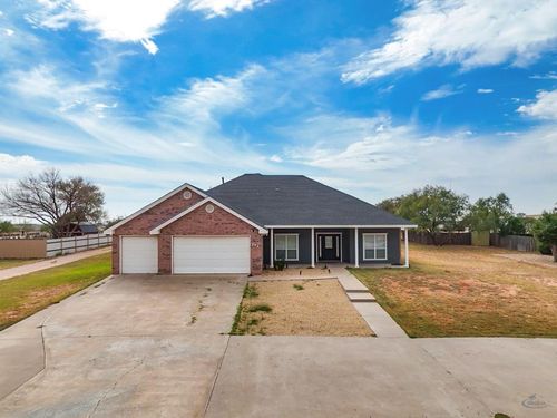 804 E County Road 140, Midland, TX, 79706-7606 | Card Image