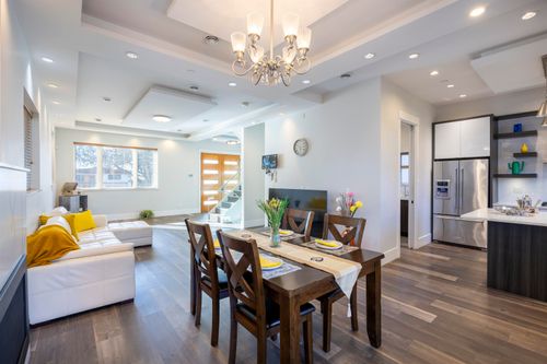 3123 E 7th Ave, Vancouver, BC, V5M1V6 | Card Image