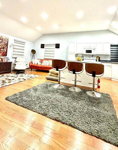 2-33 Winter St, Franklin, MA, 02038-2240 | Card Image