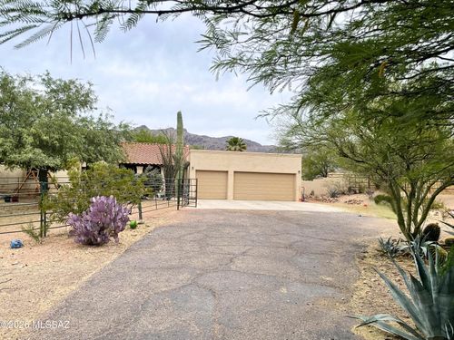 11201 E Via Madre Street, Tucson, AZ, 85749 | Card Image