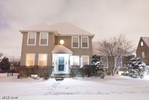 3238 E 140th St, Cleveland, OH, 44120-3233 | Card Image