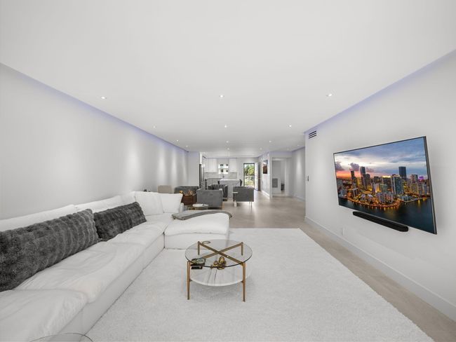 I-302 - 300 N Highway A1a, Condo with 2 bedrooms, 2 bathrooms and null parking in Jupiter FL | Image 16