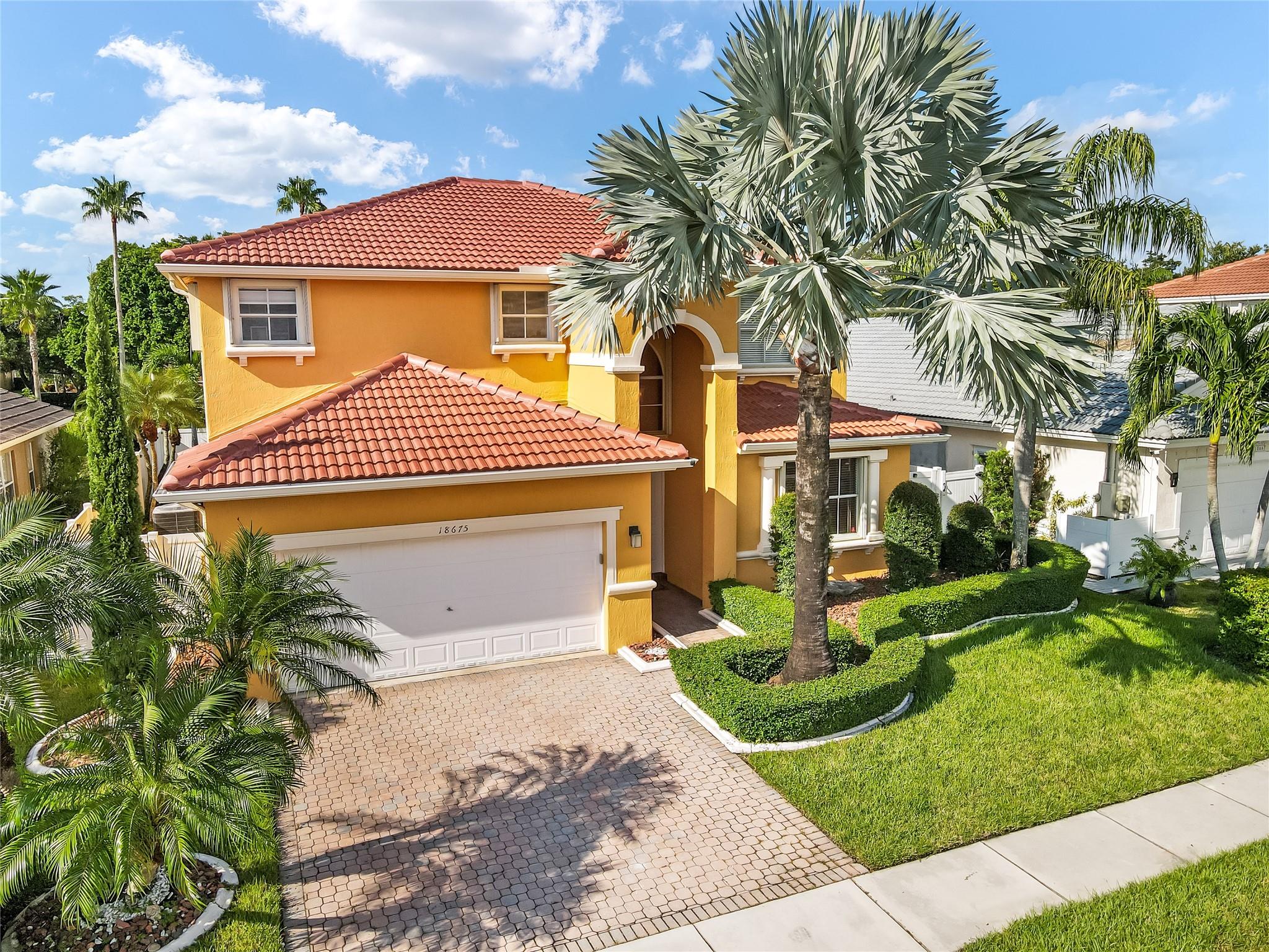 15th St, Pembroke Pines, FL 33029