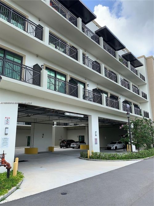 unit-308-4100 Sw 64th Ave, Davie, FL, 33314-3653 | Card Image
