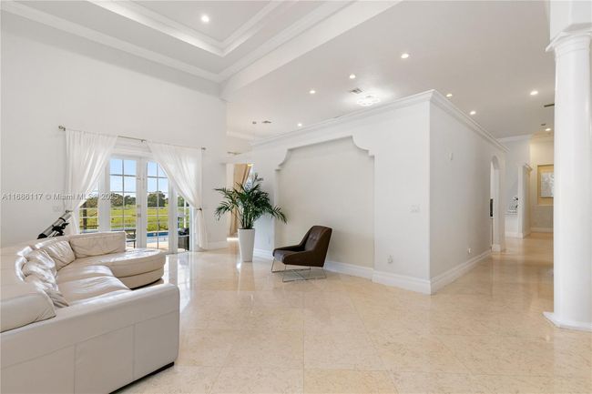15500 Sw 34 Th Ct, House other with 5 bedrooms, 4 bathrooms and null parking in Davie FL | Image 8