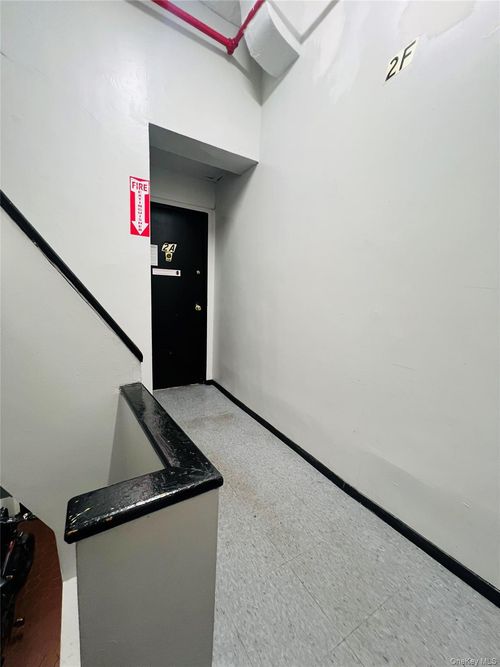 459 Convent Ave, New York, NY, 10031-3621 | Card Image