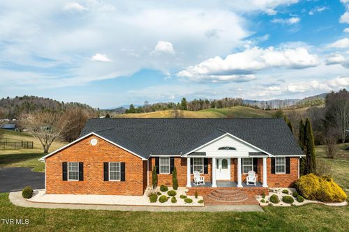 1782 Harbin Hill Rd, Mountain City, TN, 37683-6088 | Card Image