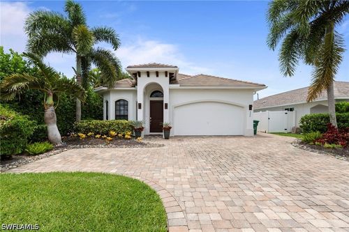 538 104th Ave N, Naples, FL, 34108-3225 | Card Image